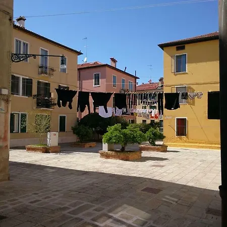 Beautiful With Private Garden *